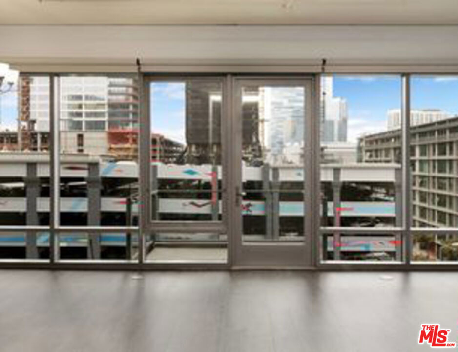 1100 S Hope Street - Photo 7