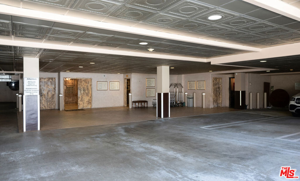 10795 Wilshire Boulevard - Photo 42