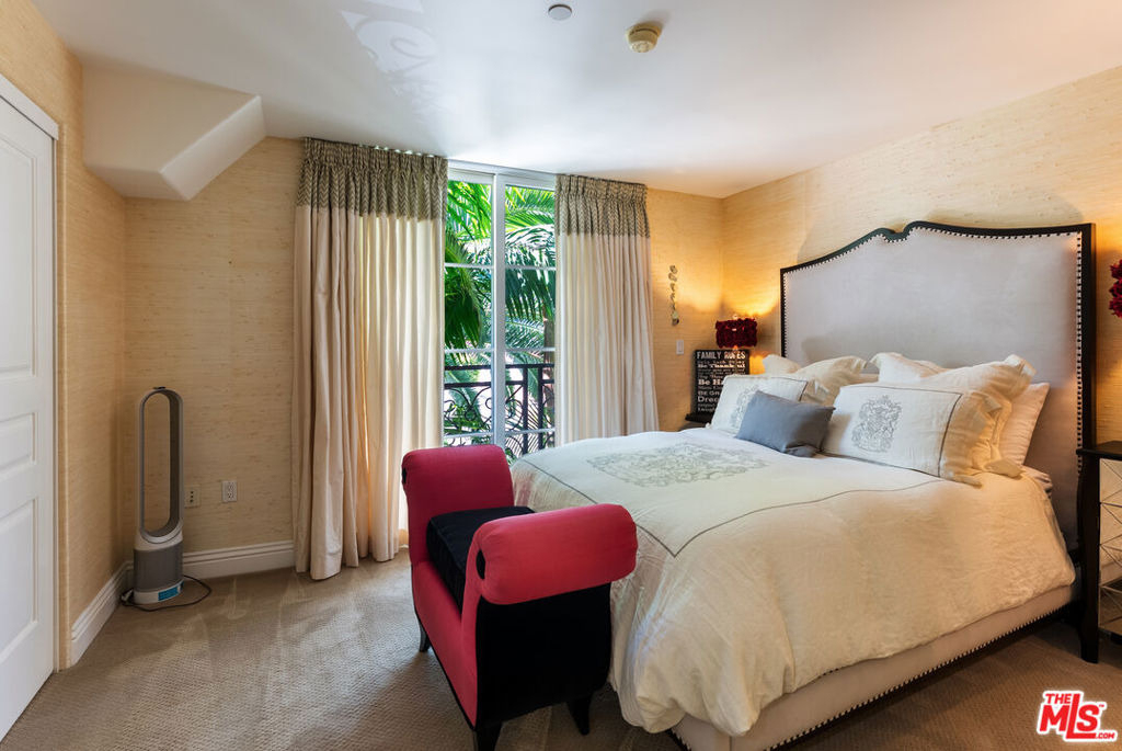 10795 Wilshire Boulevard - Photo 20