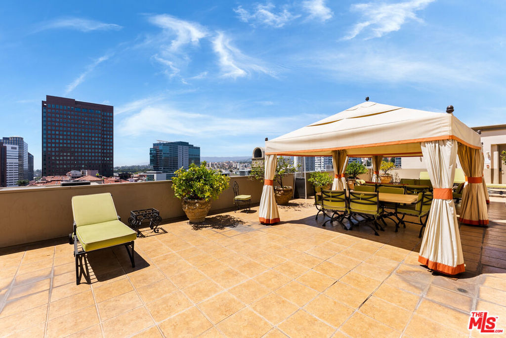 10795 Wilshire Boulevard - Photo 34