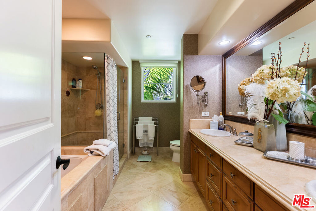 10795 Wilshire Boulevard - Photo 23