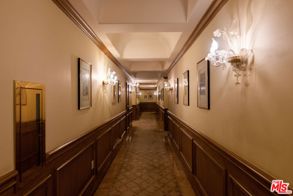 10795 Wilshire Boulevard - Photo 38