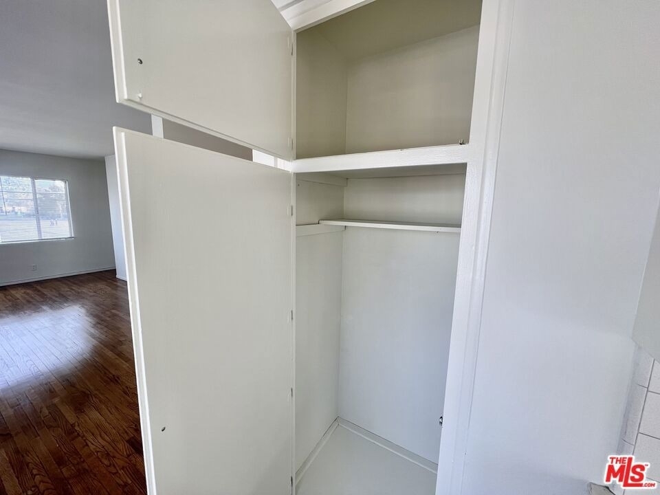 10303 Palms Boulevard - Photo 9