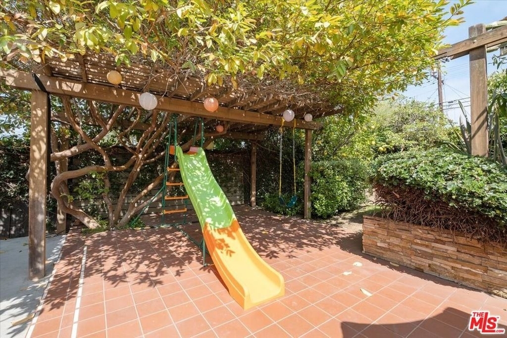3014 Urban Avenue - Photo 26