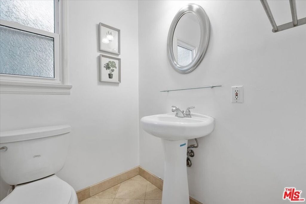 3014 Urban Avenue - Photo 15
