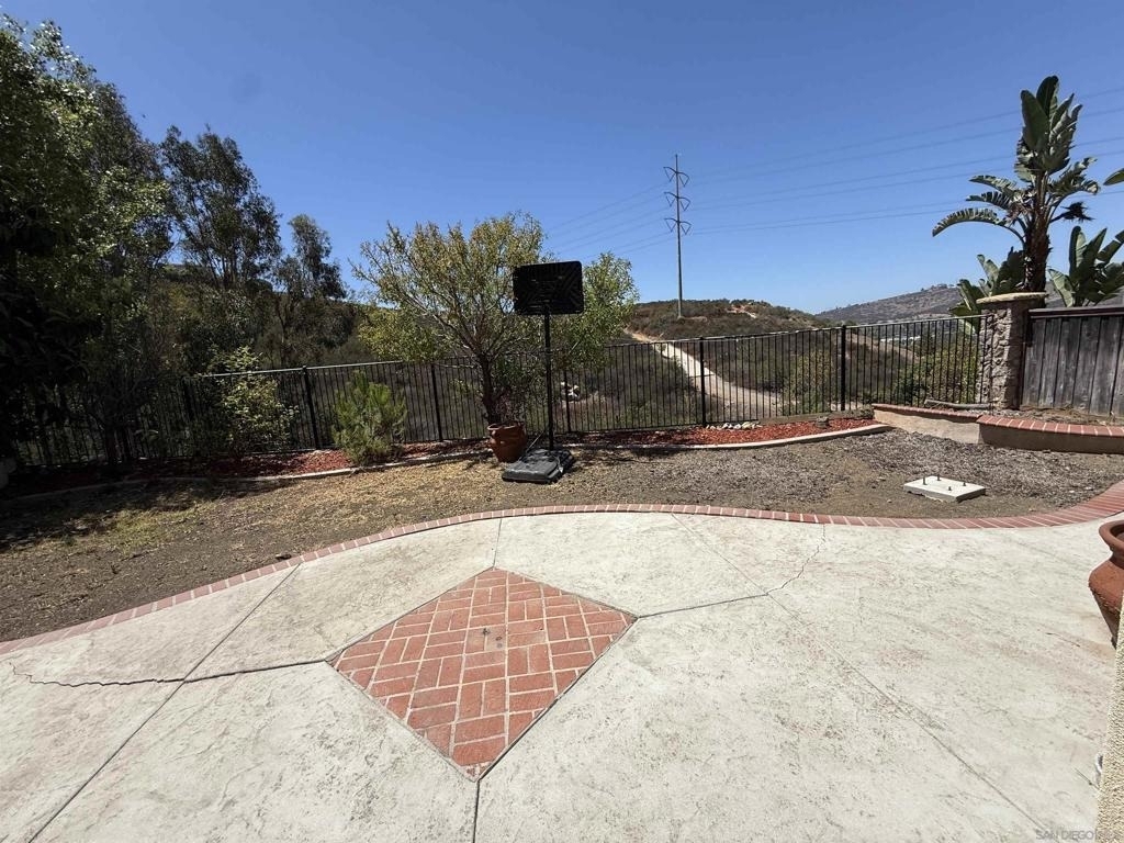 2750 Dove Tail Dr - Photo 28