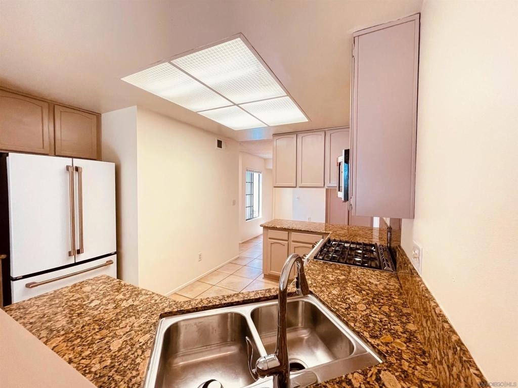 3488 Voyager Circle - Photo 10