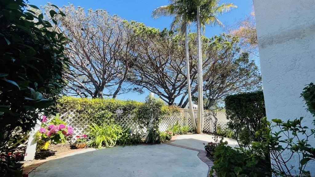3488 Voyager Circle - Photo 2