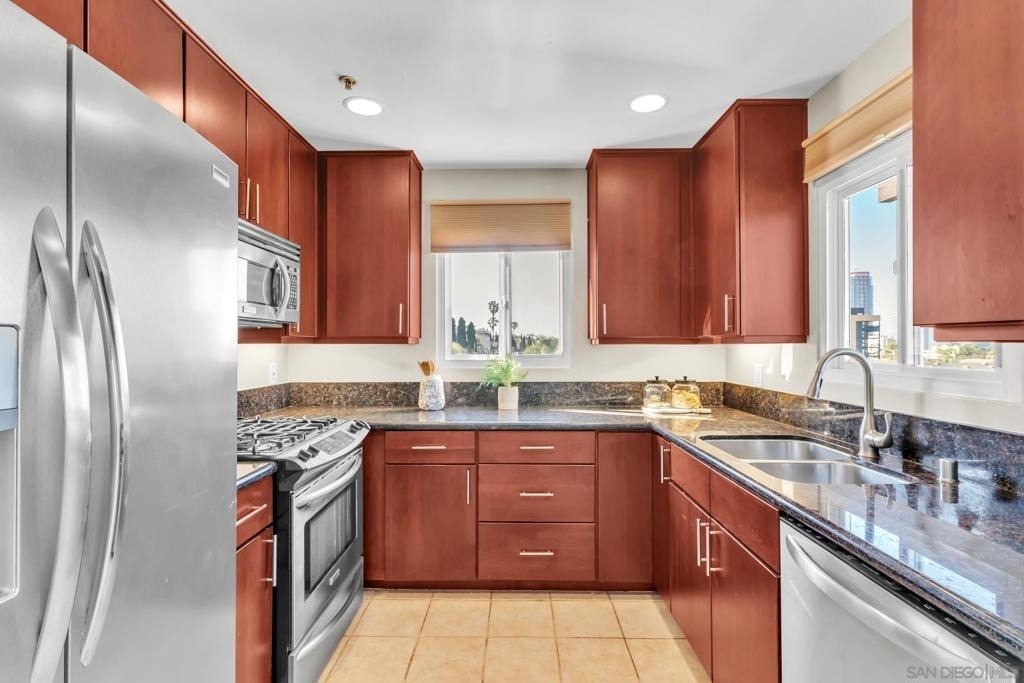1150 21st Street - Photo 3