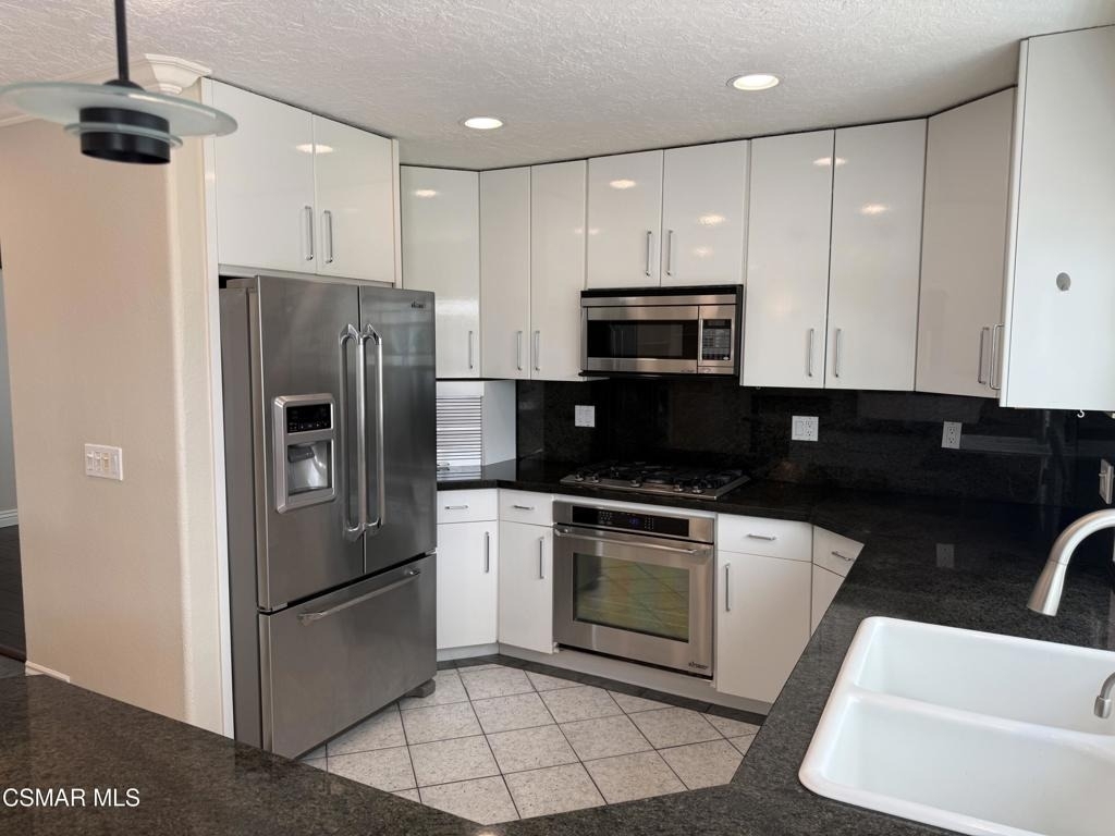 1275 Willsbrook Court - Photo 8