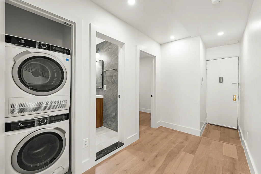236 West 15th Street - Photo 5