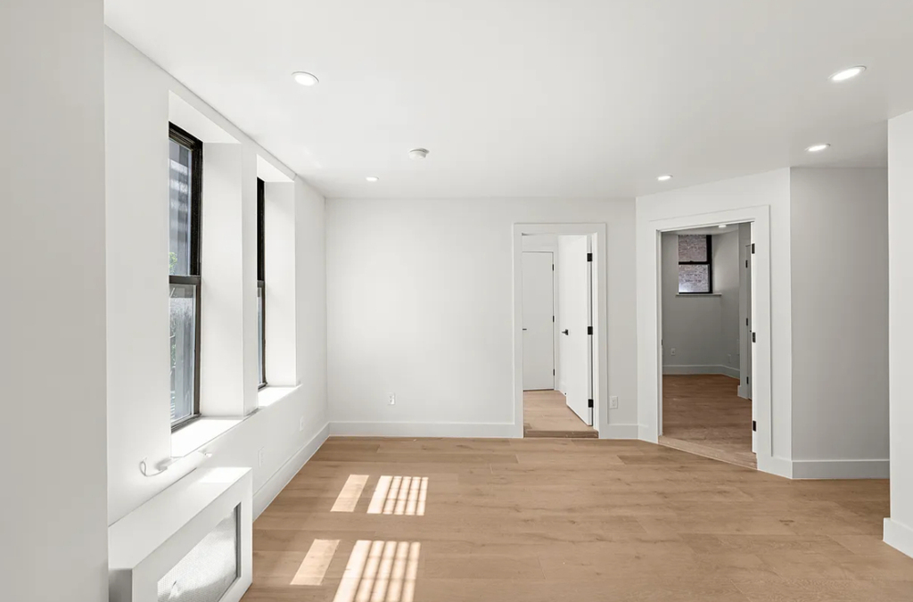 236 West 15th Street - Photo 4