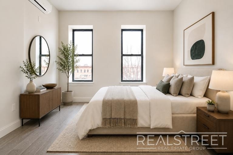 181 Chauncey Street - Photo 2