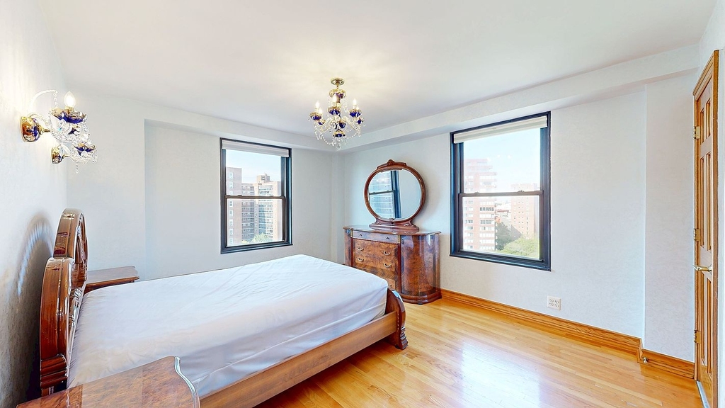 98th Street - Photo 9