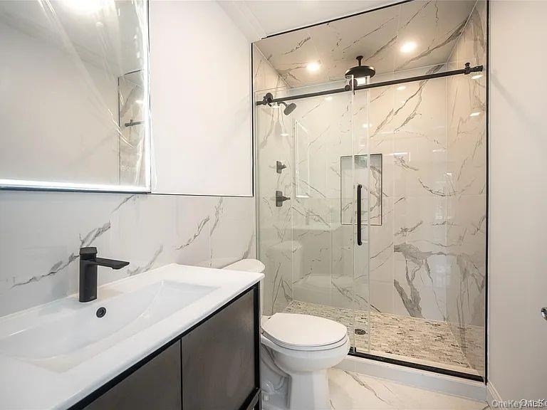 201 Elm Street - Photo 12