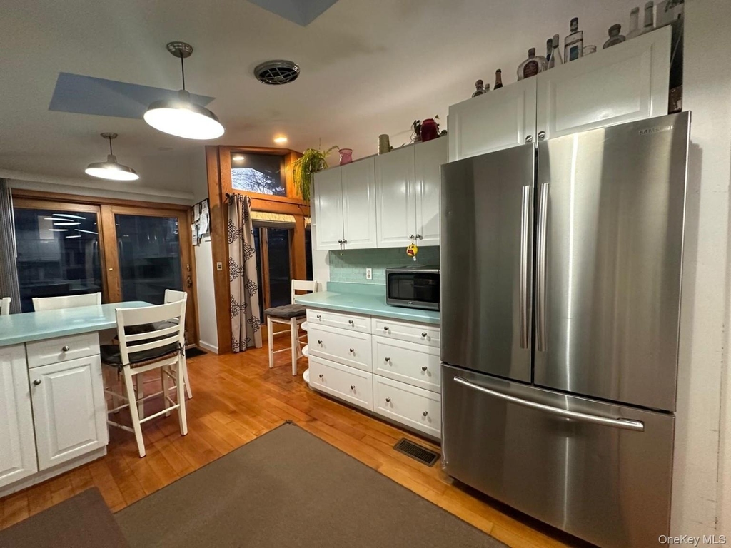 43 Tephanic Avenue - Photo 2