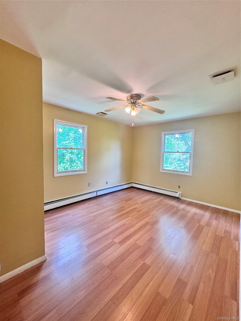 260 Oceanside Street - Photo 8