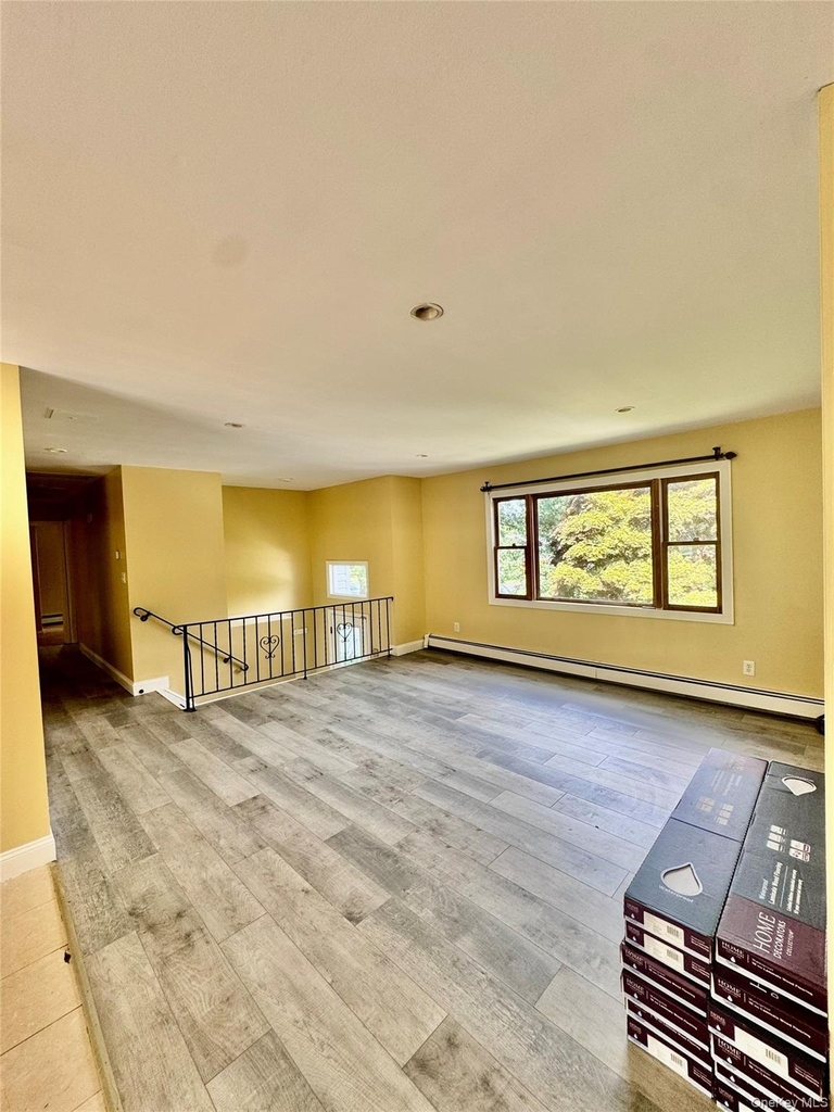 260 Oceanside Street - Photo 0