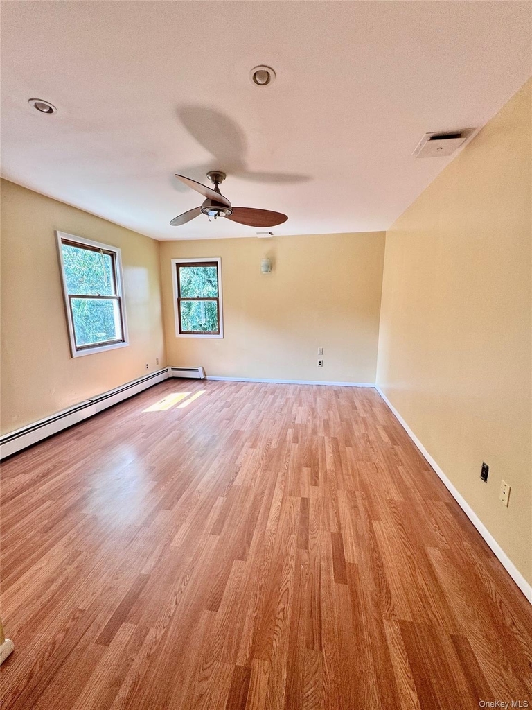 260 Oceanside Street - Photo 5