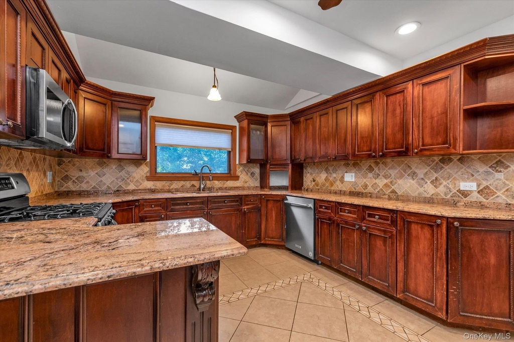 265 Jefferson Street - Photo 4