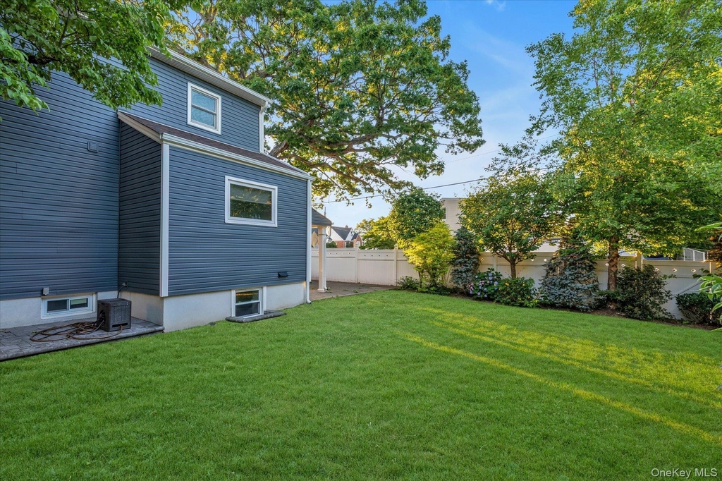 265 Jefferson Street - Photo 17