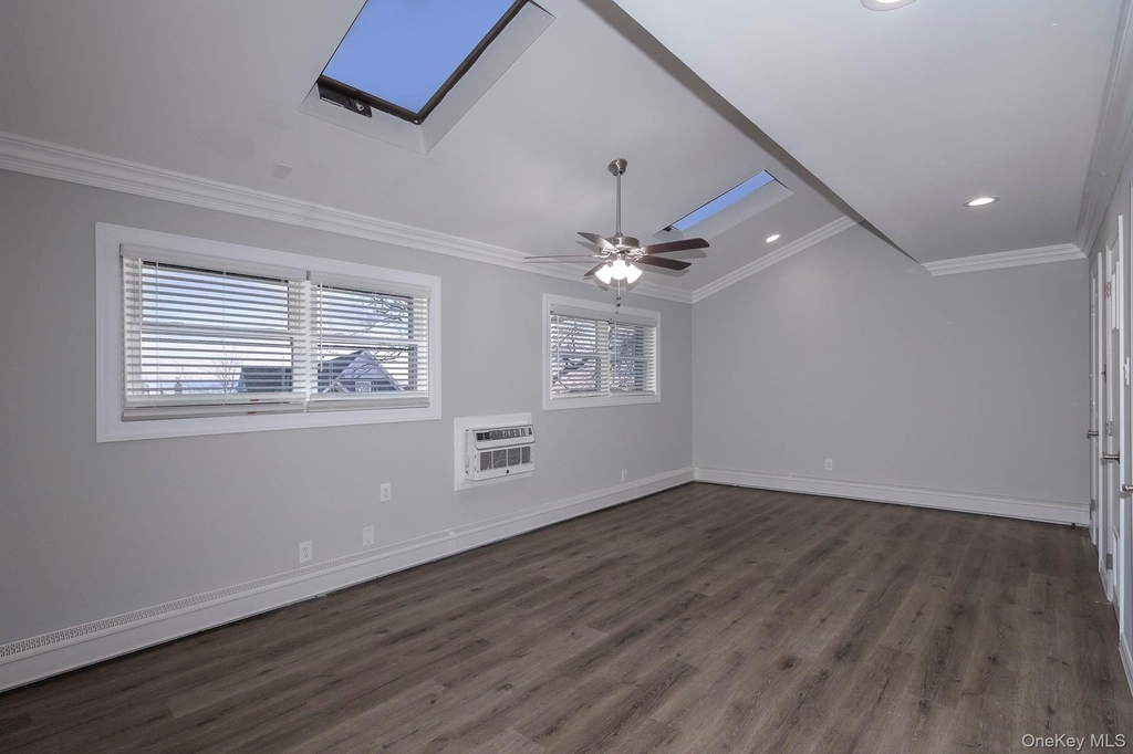 5 Merman Place - Photo 8