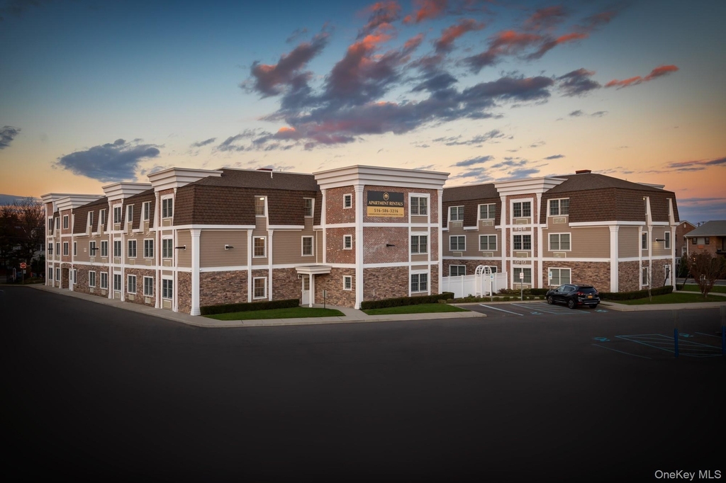 190 Fulton Street - Photo 0
