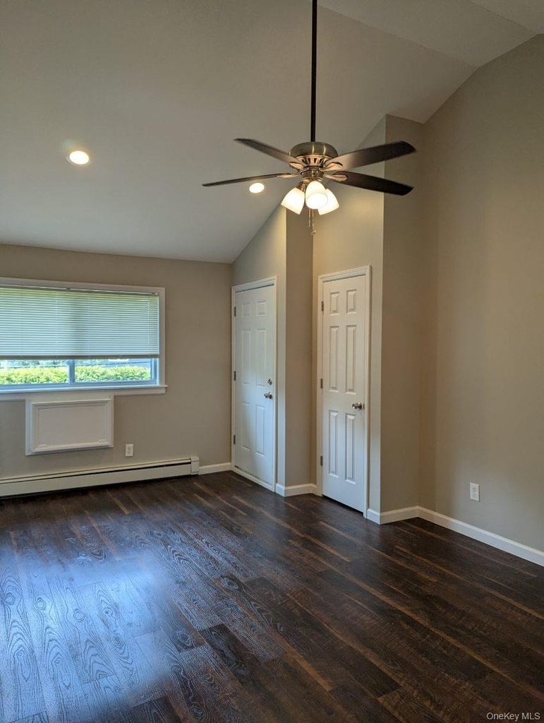 1727 N. Gardiner Drive - Photo 2