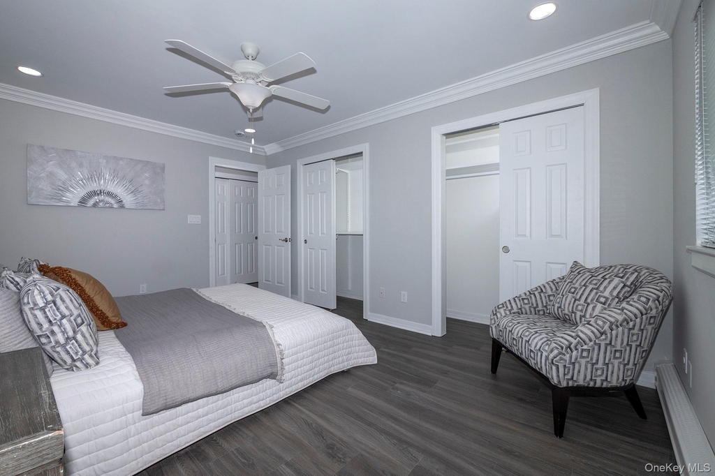 403 East Main Street - Photo 7