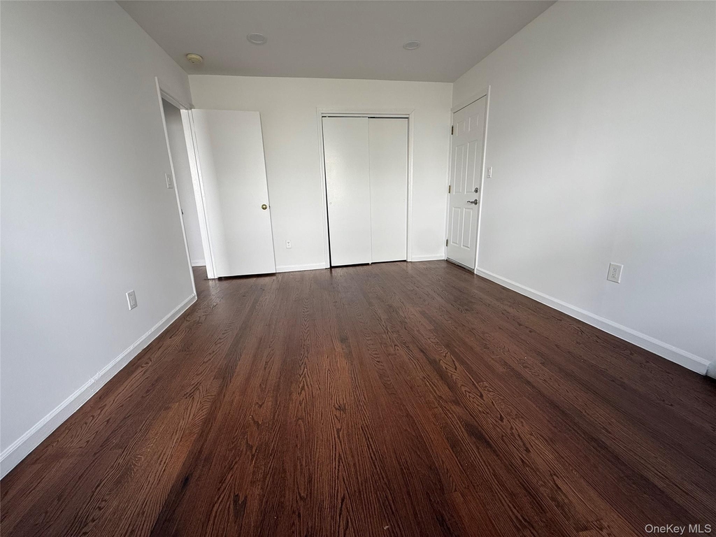 85 Halley Street N - Photo 13