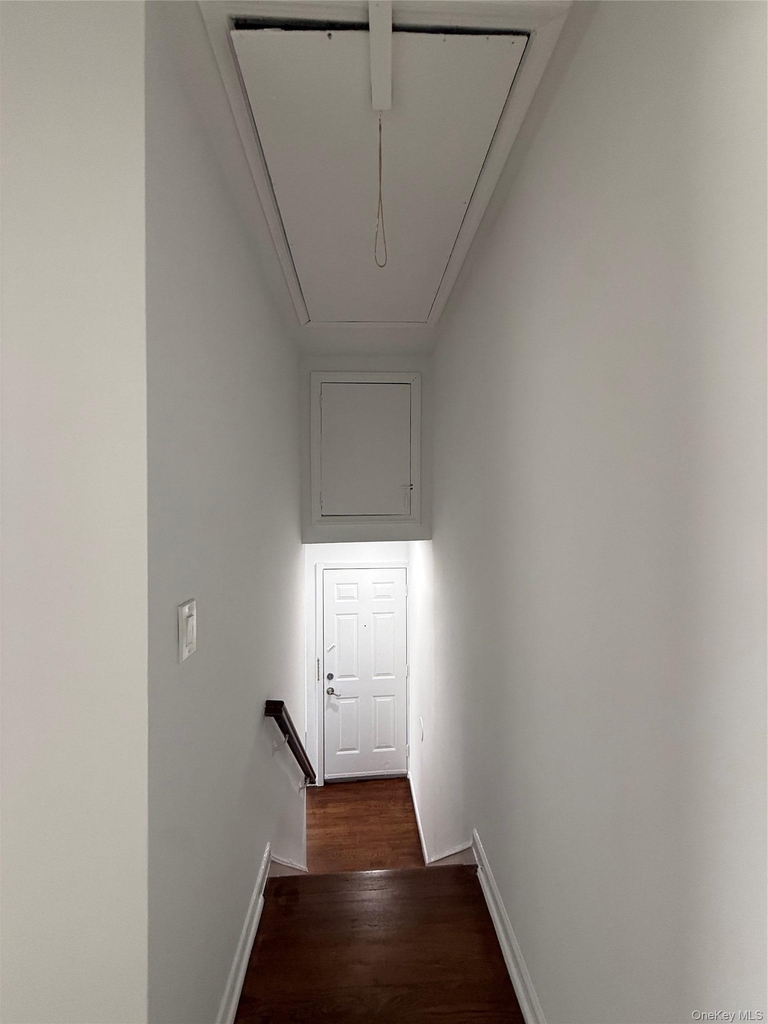 85 Halley Street N - Photo 8