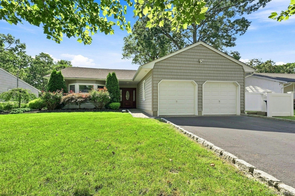 8 Marlan Court - Photo 1