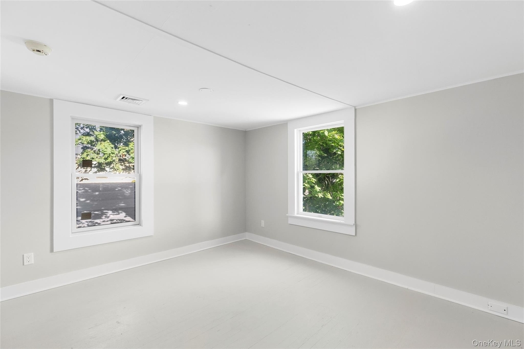 162 Mill Road - Photo 3