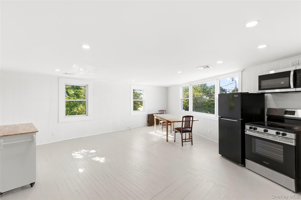 162 Mill Road - Photo 0