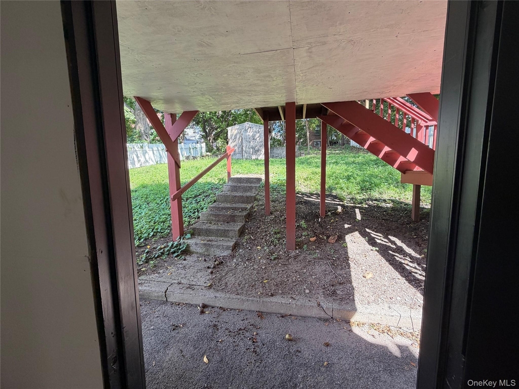 29 Delano Street - Photo 9