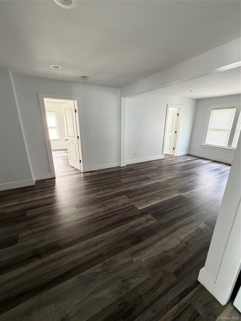 91 River Avenue - Photo 6