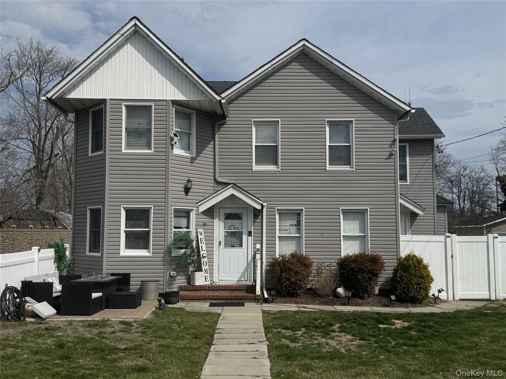 91 River Avenue - Photo 0
