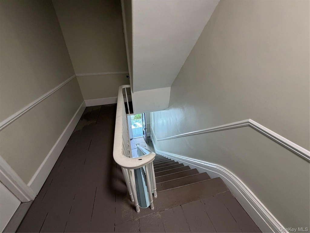 29 Delano Street - Photo 2