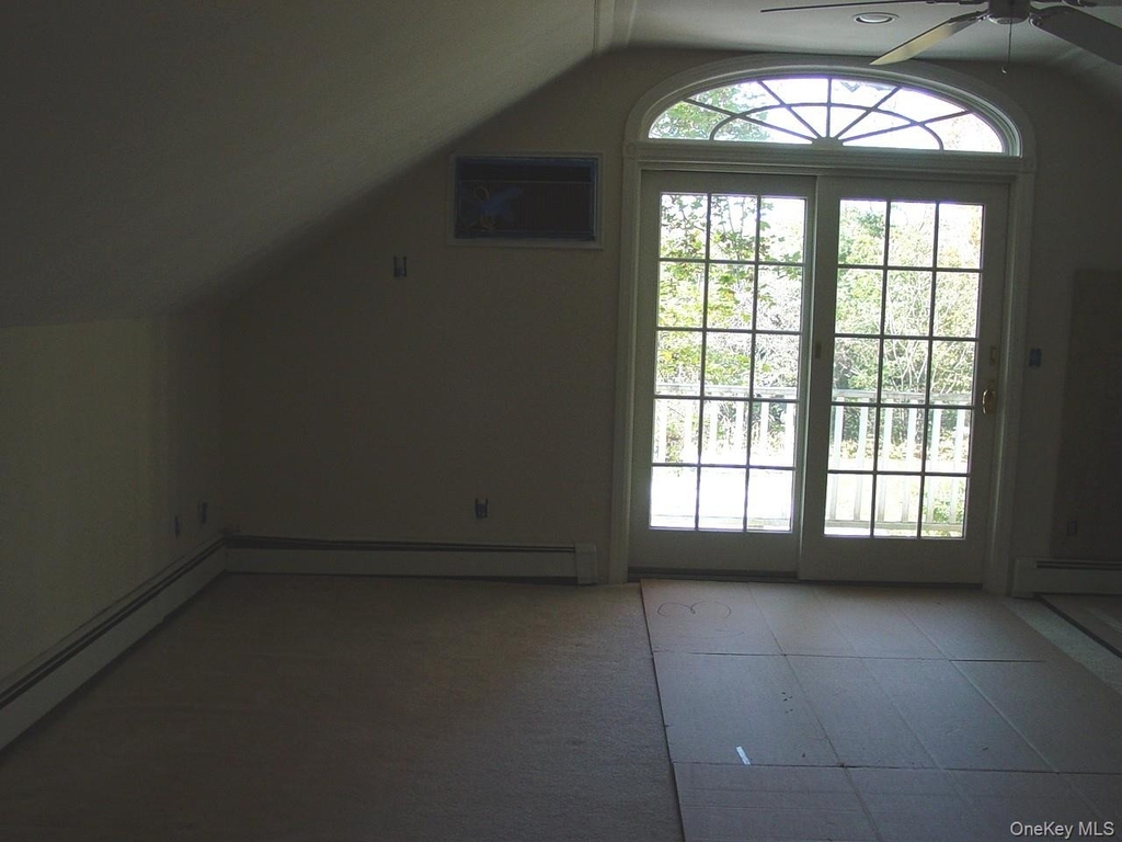 23 Howard Street - Photo 2