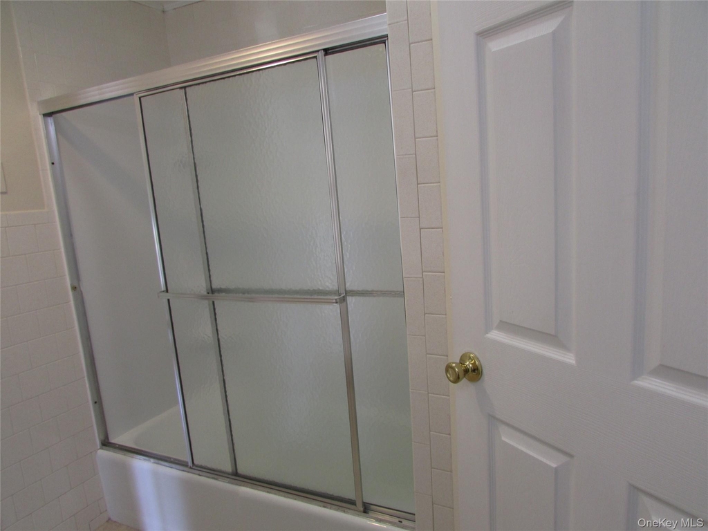 23 Howard Street - Photo 16