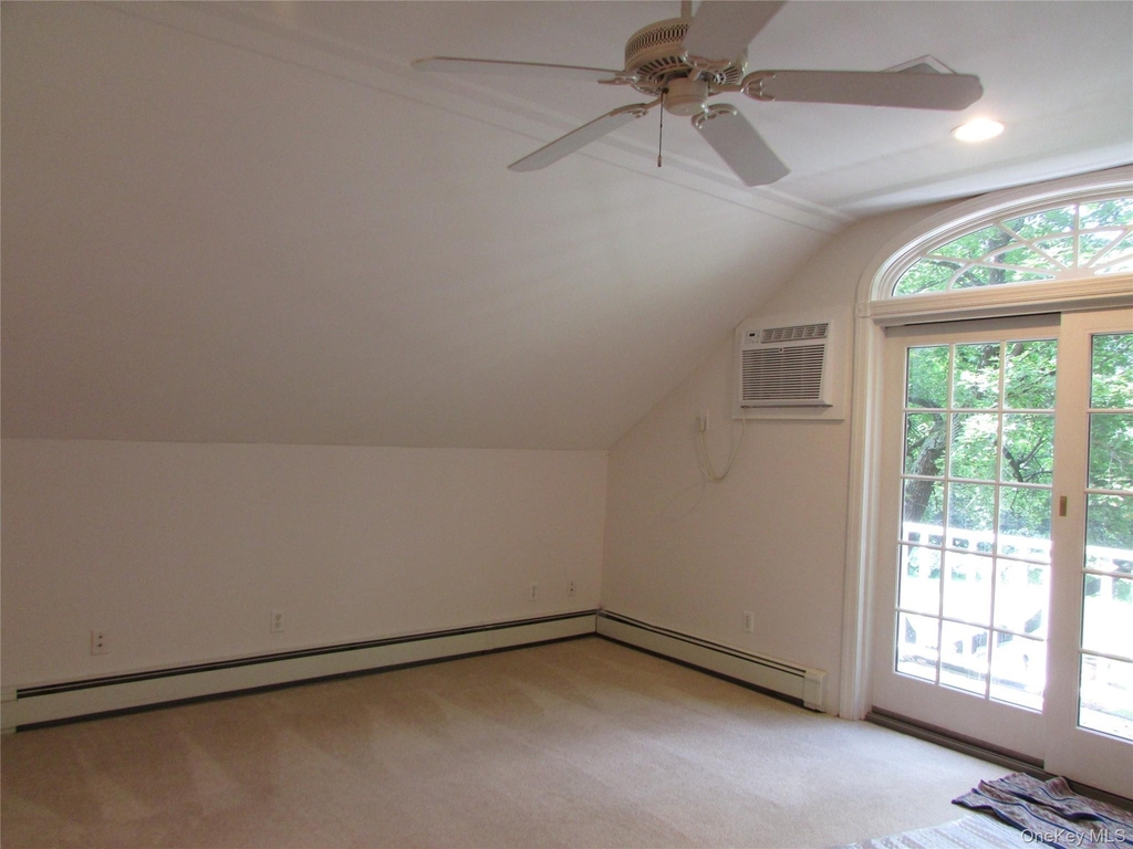 23 Howard Street - Photo 12
