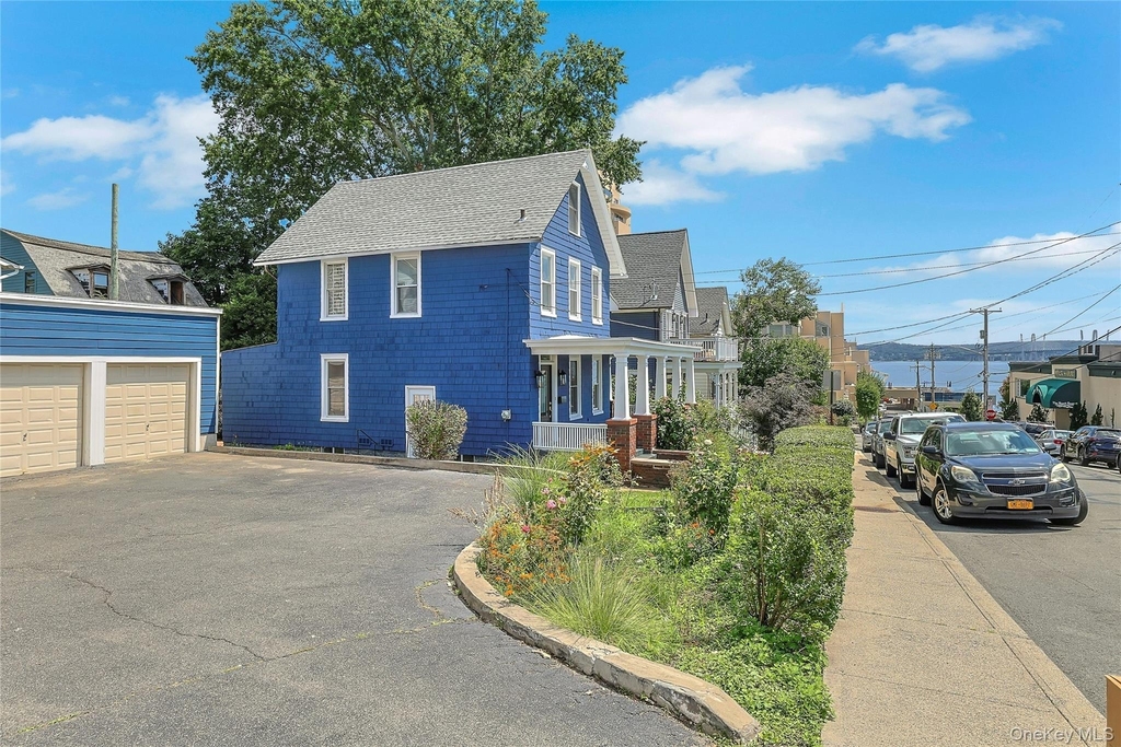 28 Burd Street - Photo 33