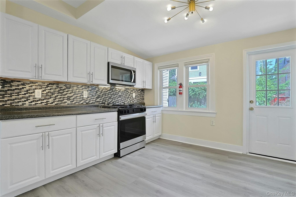 28 Burd Street - Photo 13