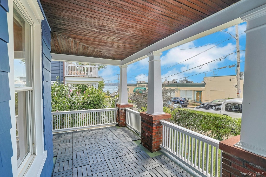 28 Burd Street - Photo 2