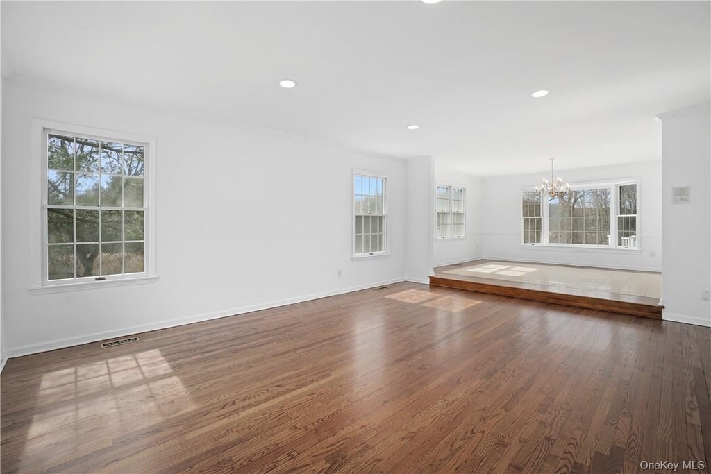 6 Dickson Lane - Photo 3