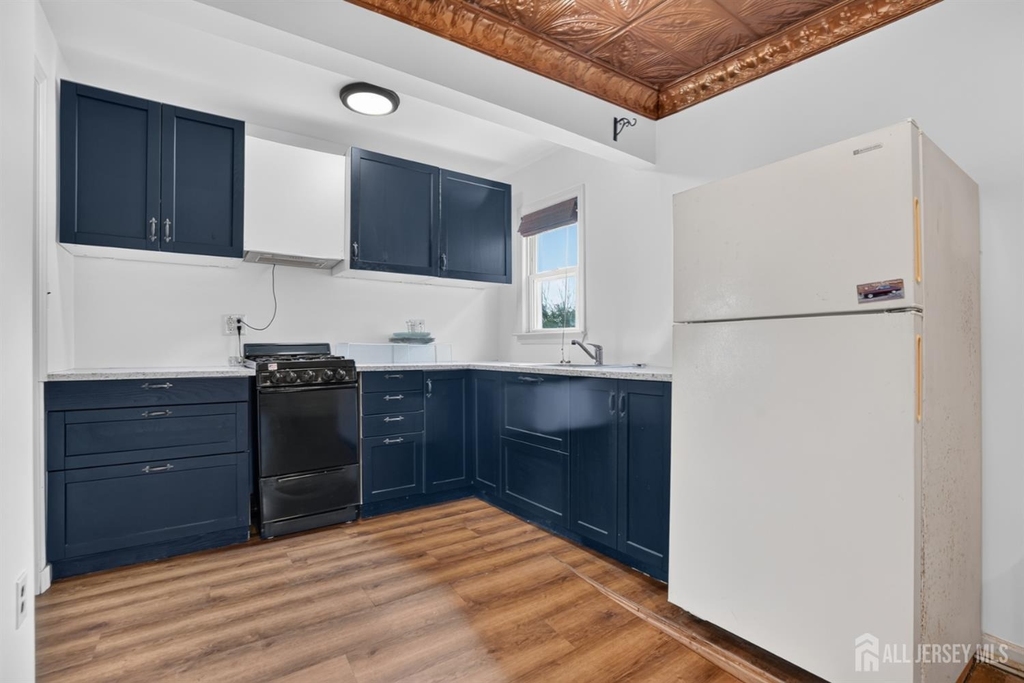 127 S Pine Avenue - Photo 7