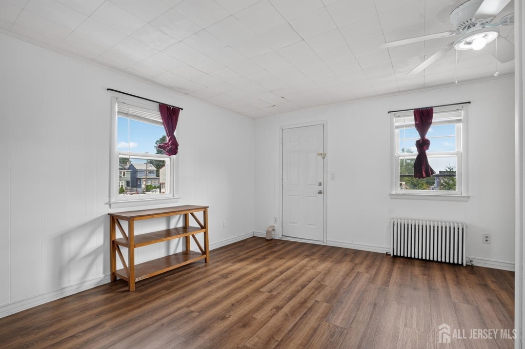 127 S Pine Avenue - Photo 10