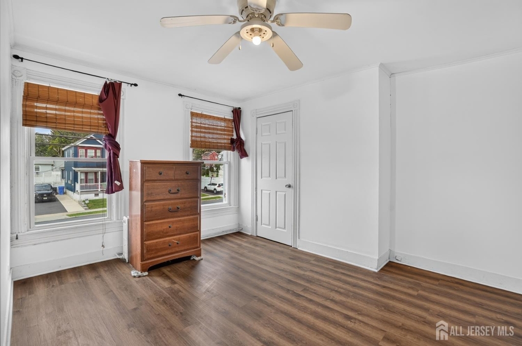 127 S Pine Avenue - Photo 14