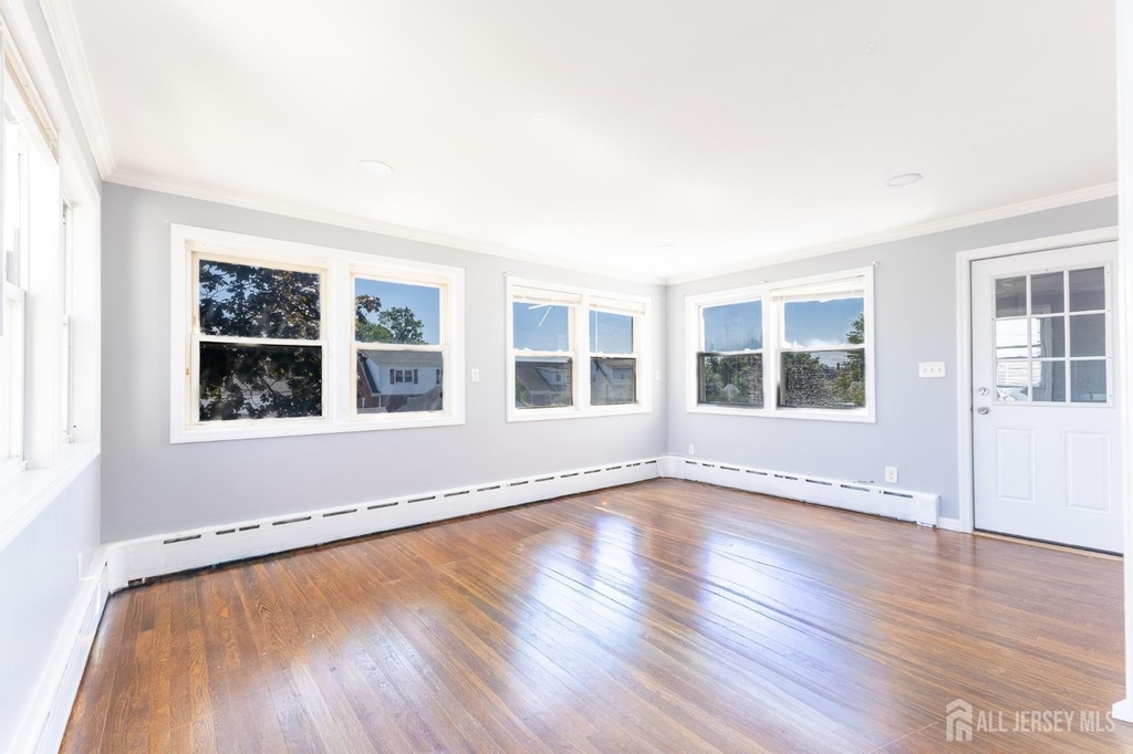 187 Main Street - Photo 0