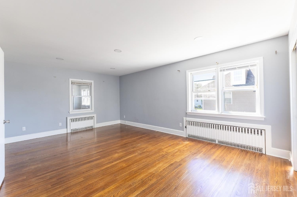 187 Main Street - Photo 13